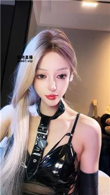 龙妈一边去一股小狗味    250321-10