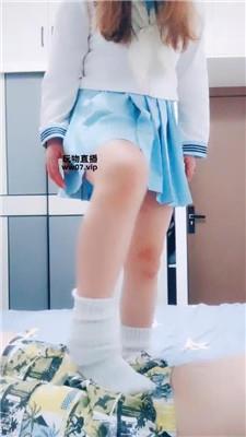 小雪白袜脚踩废物奴 JS250327-18