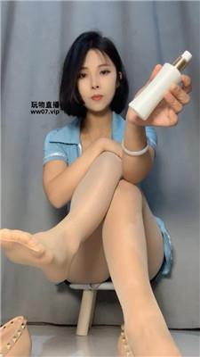 河南苏苏爆吸香水盯    250329-6