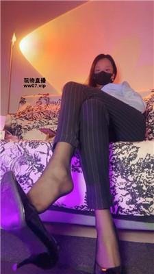 小妮库里丝羞辱    250329-28