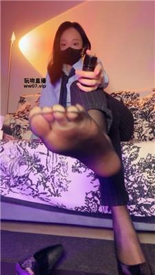 小妮库里丝羞辱    250329-28
