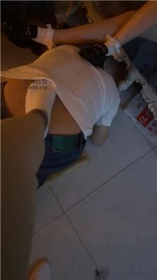 【网盘】【灵灵】双学生主-皮鞋白袜踩老师JS250319-25