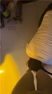 【网盘】【灵灵】双学生主-皮鞋白袜踩老师JS250319-25