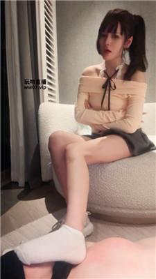 【网盘】【琪琪sama】被女大开发成狗bf51488