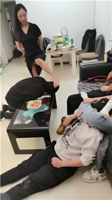 【网盘】【乔伊】3S-素人的臭脚丫味道好【四视角版】bf51490