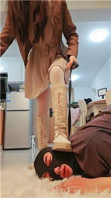 【网盘】【嘉妮】长靴全体重踩踏【双视角版】bf51470