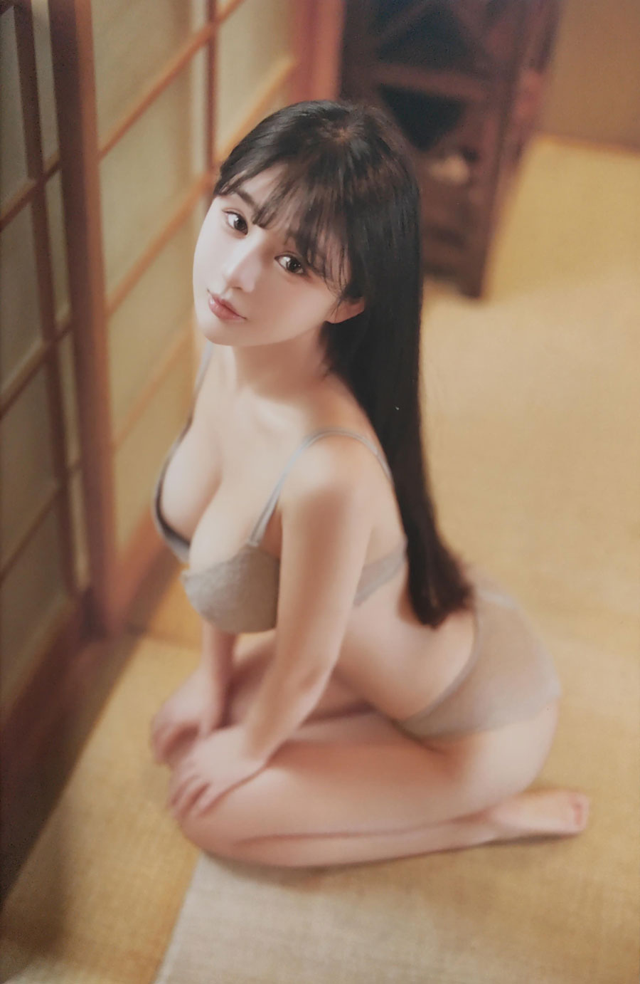 桜井宁宁-实体本 妻
