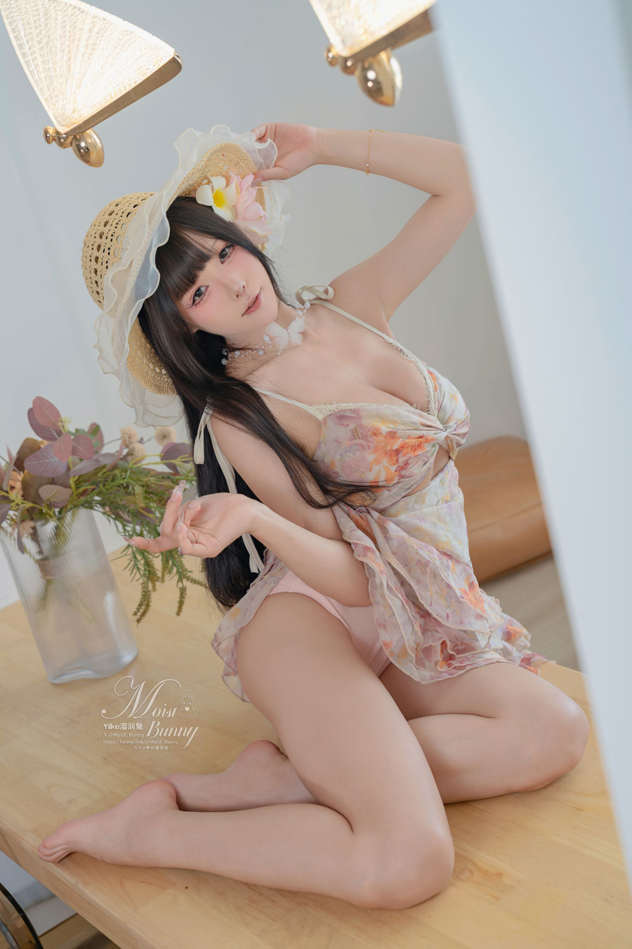咬一口兔娘(Yiko湿润兔)–粉红假日
