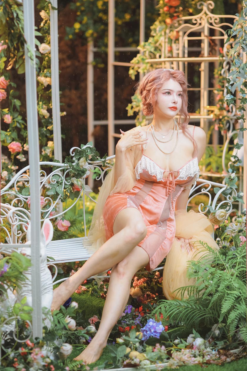 【网盘】秋和柯基 花园嬉水