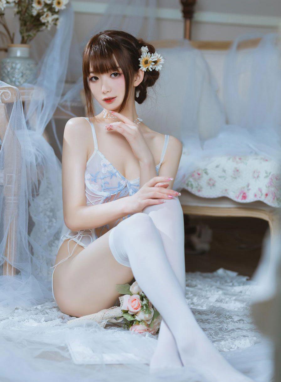 【网盘】封疆疆v 纯欲连体衣