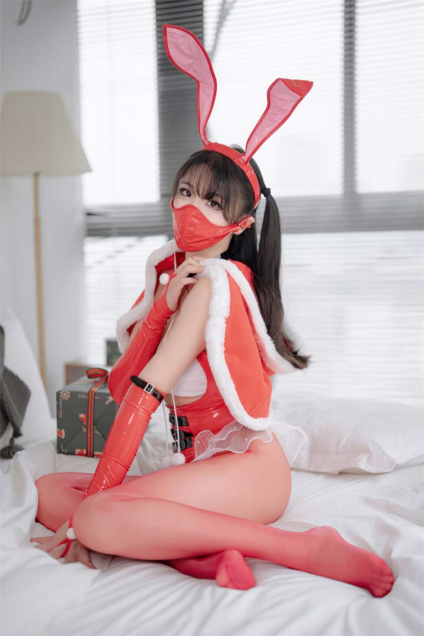 【网盘】轩萧学姐-2024圣诞红丝兔女郎