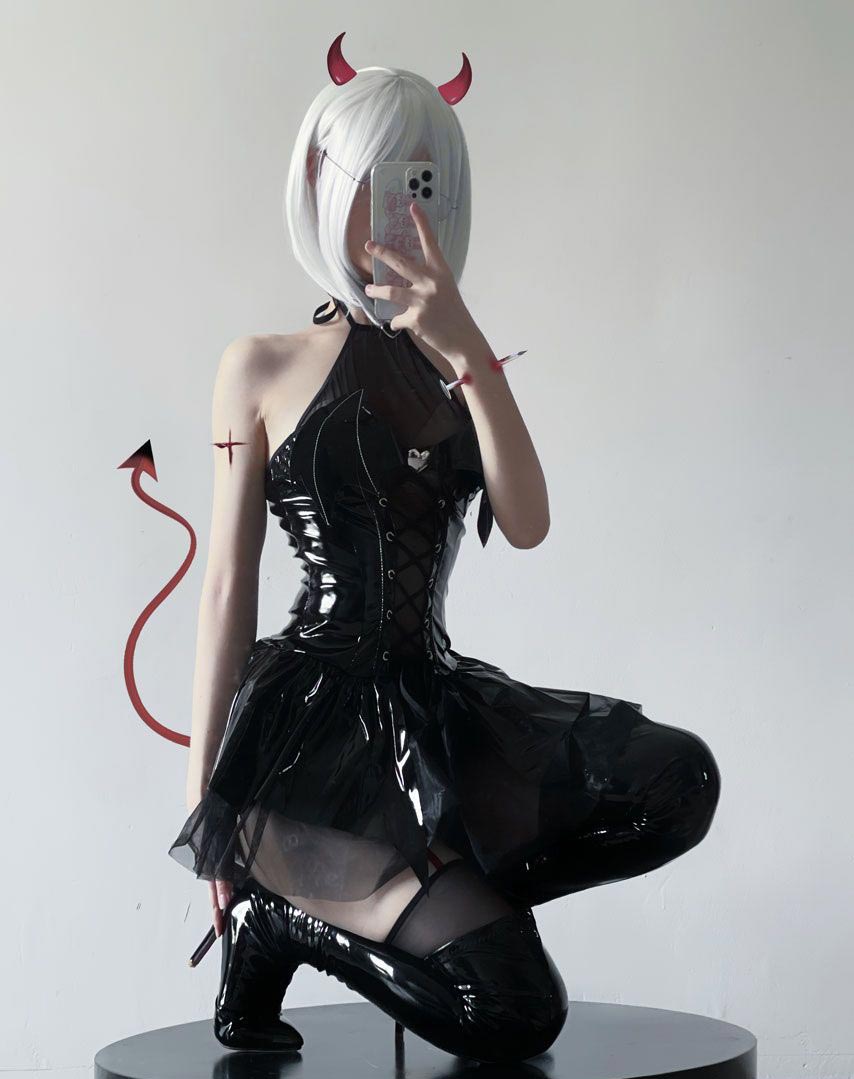 【网盘】幼愛youmeko 吊带袜恶魔