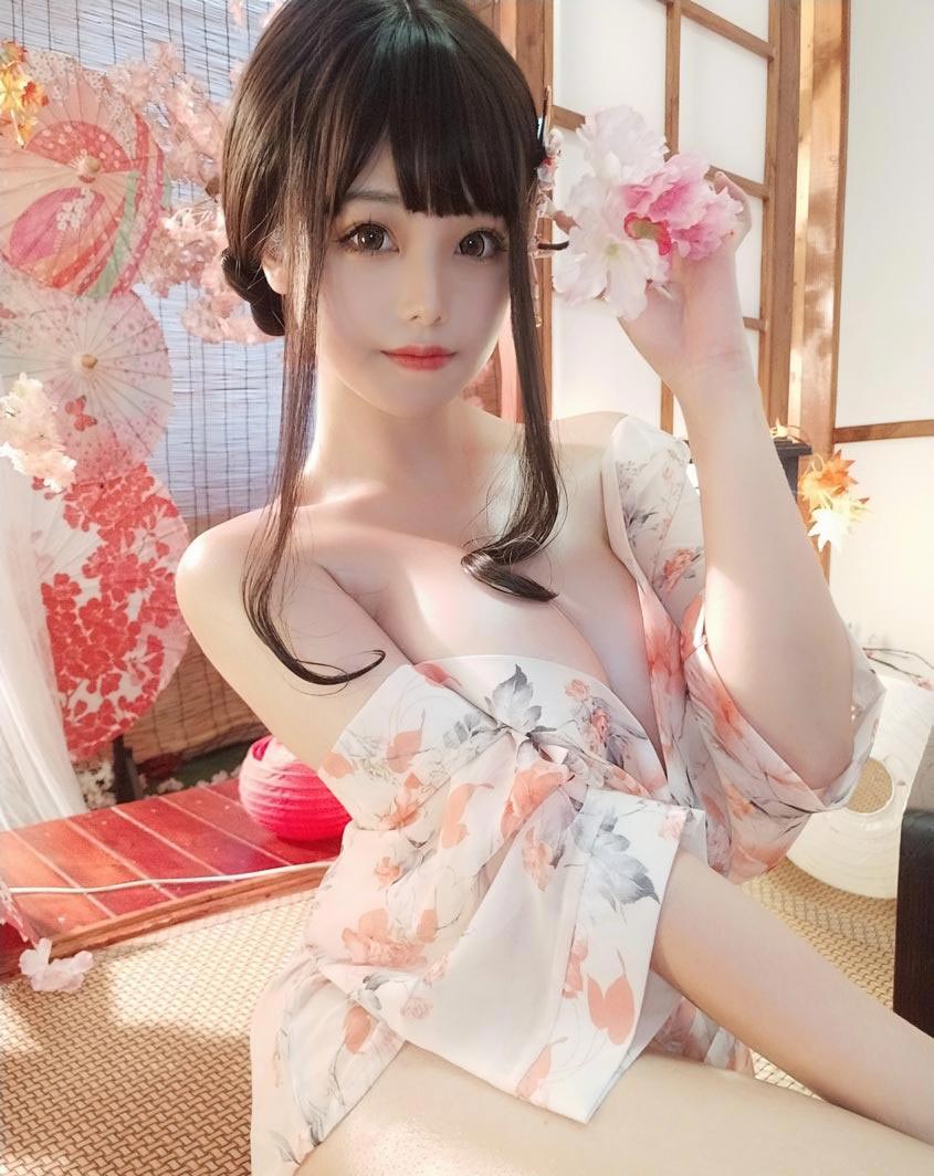 【网盘】蜜汁猫裘 浴娘