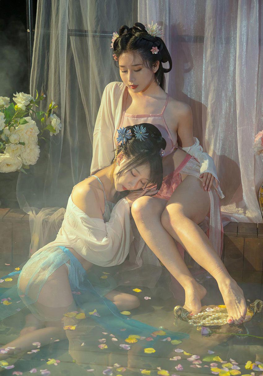 【网盘】云溪溪 奶桃 N51水池