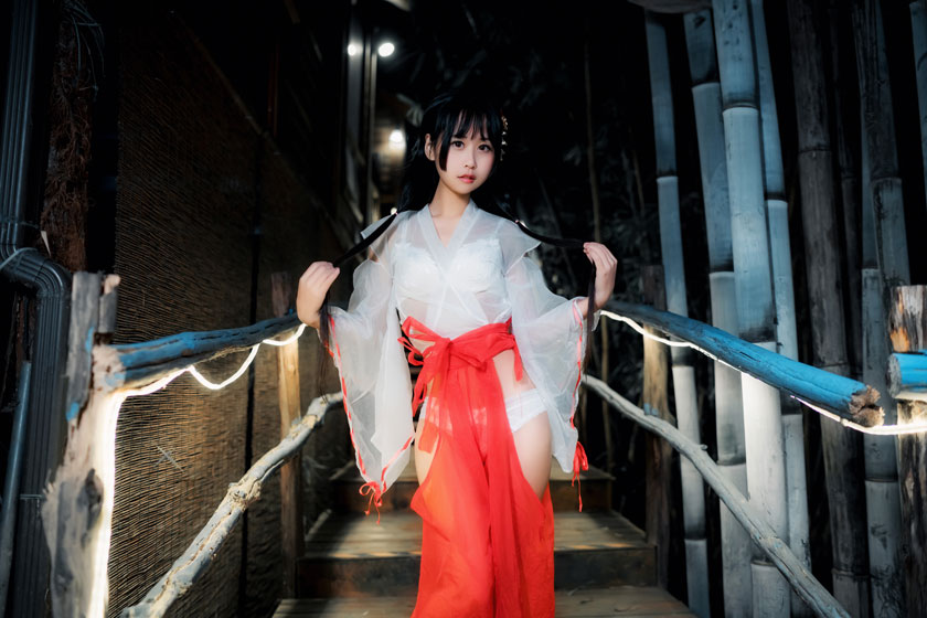 萌芽儿o0-巫女