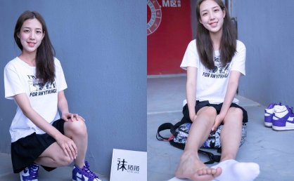 【网盘】[袜啵啵]积分限定作品 NO.002 泡芙- AJ、白色棉质船袜、裸足