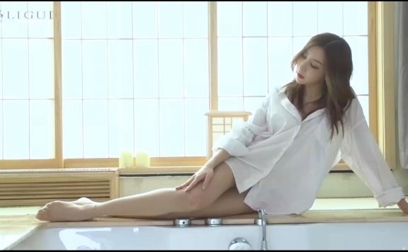 【网盘】[Ligui丽柜视频]121-兔子-浴享丝柔