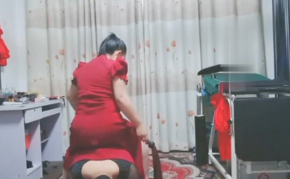 【网盘】【冰爷】骑马+臭脚羞辱 bf16394