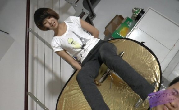 【网盘】小月 强迫奴隶闻臭白袜脚