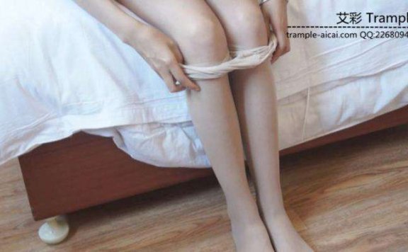 【网盘】舔两位大一学生的原味裸足