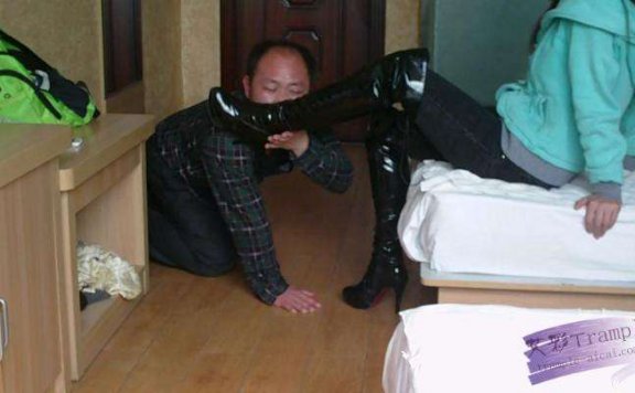 【网盘】丽娜修理家暴姐夫