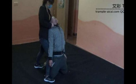 【网盘】女特工宰杀暴徒。