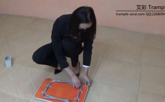 【网盘】职业装木板压碎