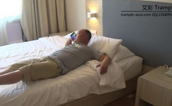 【网盘】酒店女劫匪劫财灭口