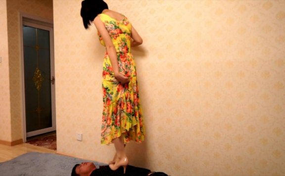 【网盘】宅七高跟鞋踩脖子窒息