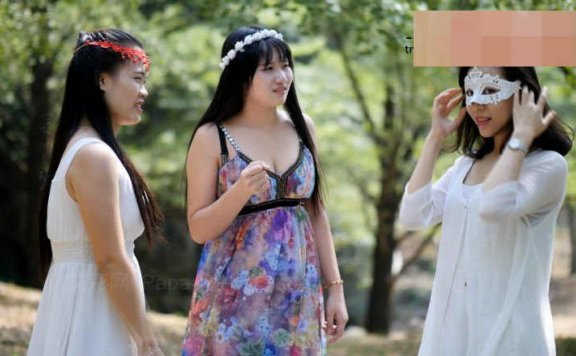 【网盘】小主三女孩草地TK