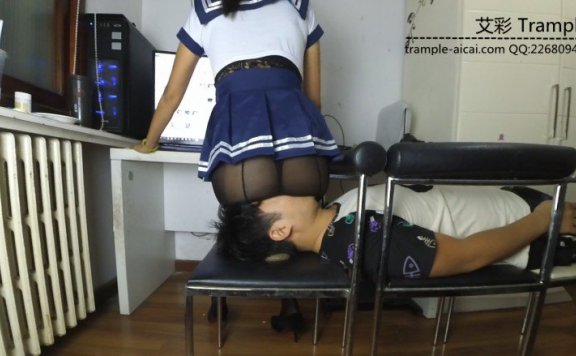 【网盘】90后妹子黑丝坐脸