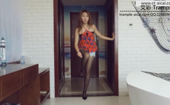 【网盘】【女子防身术】丝袜美女一边讲解一边示范 G-181026-8