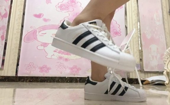 【网盘】【兔粉粉】来自阿迪贝壳头的暴虐 YC-211204-5