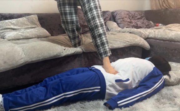 【网盘】【珂珂女m】家教脚下的女m（上） YC-220430-12