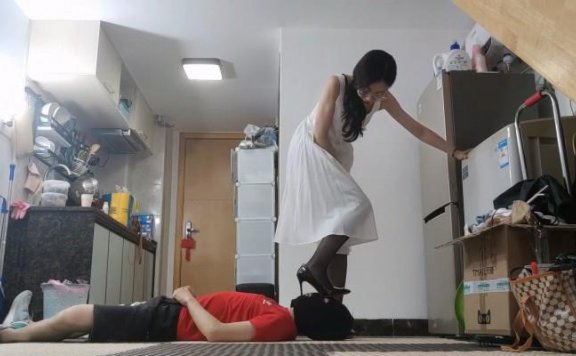【网盘】鱼爹黑丝高跟踩脖子和脸,命令脚下废物狠狠地亲主人鞋底 YC-240928-2