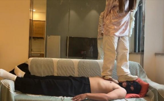 【网盘】【208宿舍】剧情:合租同事的秘密被我发现了 YC-241020-2