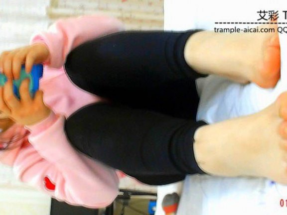 【网盘】学生一族手机党妹妹脚虐