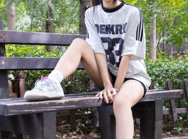 资讯|甜予摄影 – NO.261期 《茉莉》 板鞋,白棉袜,裸足