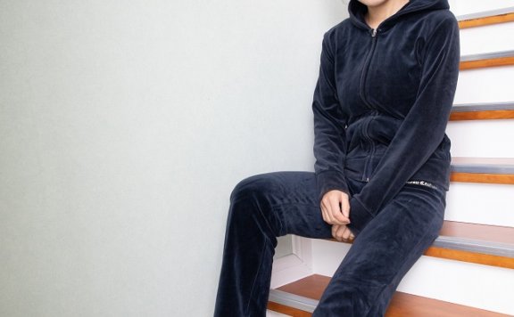 资讯|物恋传媒 – NO.074期 《晚晴》 帆布鞋,棉袜,裸足