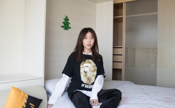 资讯|物恋传媒 – NO.148期 《elise》 板鞋，棉袜，裸足