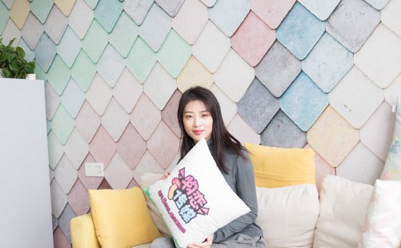 资讯|物恋传媒 – NO.134期 《心怡》 运动鞋,棉袜,裸足