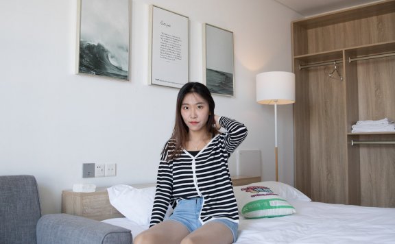 资讯|物恋传媒 – NO.219期 《elise》 匡威帆布鞋，棉袜，肉丝