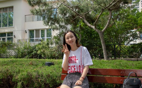 资讯|物恋传媒 – NO.024期 《莹》 帆布鞋,棉袜,裸足