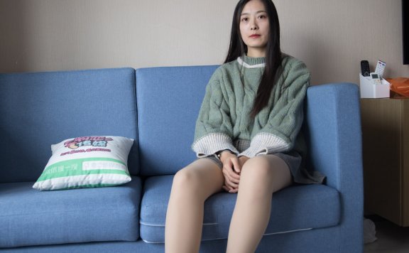 资讯|物恋传媒 – NO.266期 《小迎》 运动鞋，棉袜，肉丝