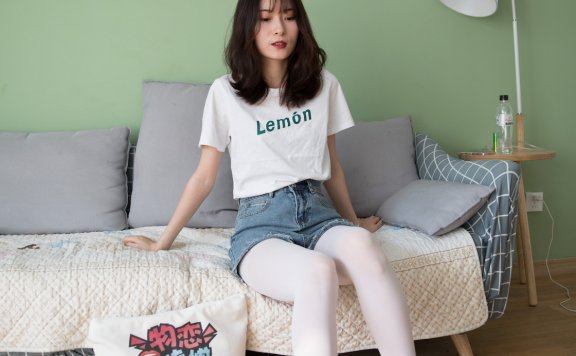 资讯|物恋传媒 – NO.298期 《猫耳》 NB运动鞋,白丝