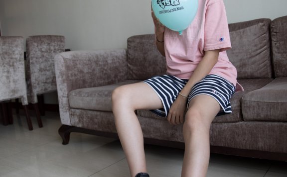 资讯|物恋传媒 – NO.295期 《小飞》 vans帆布鞋,棉袜,裸足