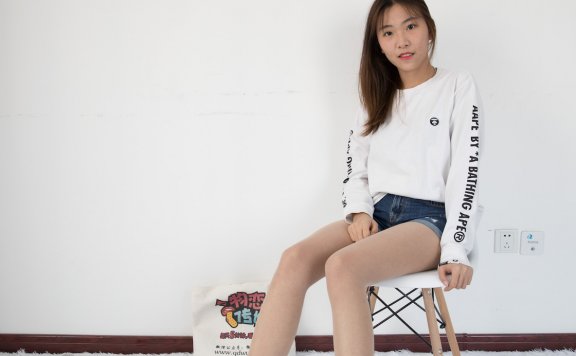 资讯|物恋传媒 – NO.372期 《elise》 板鞋,棉袜,肉丝