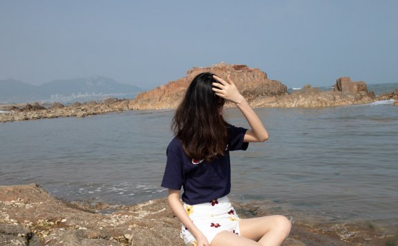 资讯|物恋传媒 – NO.427期 《猫耳》 匡威帆布鞋,棉袜,肉丝,海水泡脚,脏袜底