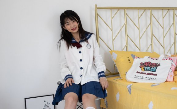 资讯|物恋传媒 – NO.449期 《小凌》 帆布鞋，中筒袜，裸足