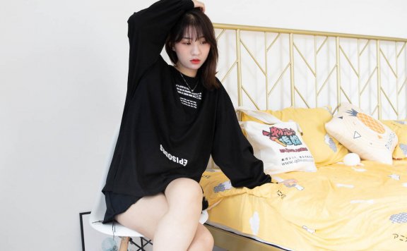 资讯|物恋传媒 – NO.484期 《小青》 运动鞋,棉袜,裸足